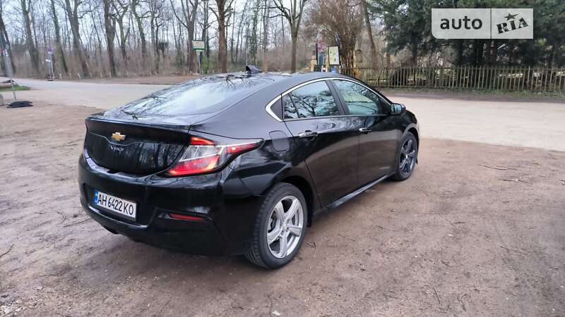 Хэтчбек Chevrolet Volt 2016 в Краматорске
