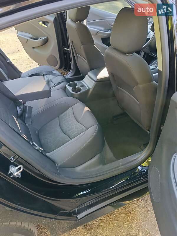 Хэтчбек Chevrolet Volt 2017 в Киеве