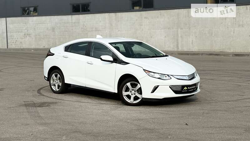 Хетчбек Chevrolet Volt 2015 в Києві