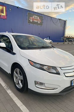 Хэтчбек Chevrolet Volt 2015 в Виннице