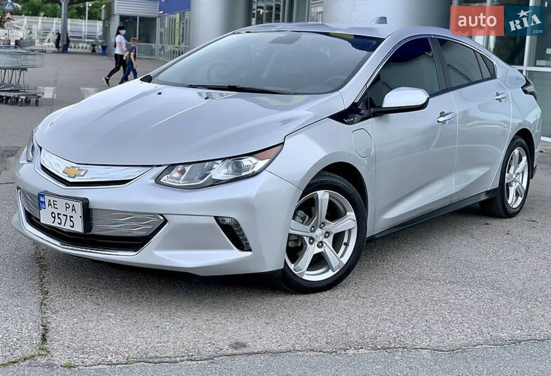 2018 Chevrolet Volt - фото 1
