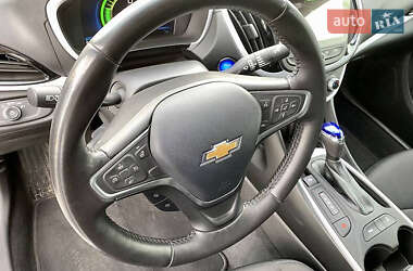 Хэтчбек Chevrolet Volt 2018 в Киеве
