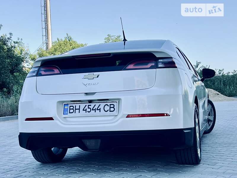 Хэтчбек Chevrolet Volt 2013 в Одессе