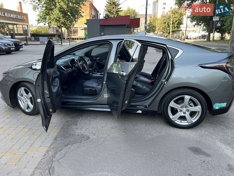 Хетчбек Chevrolet Volt 2016 в Хмельницькому