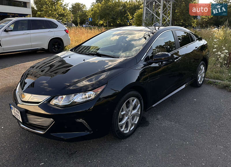 Хэтчбек Chevrolet Volt 2017 в Львове