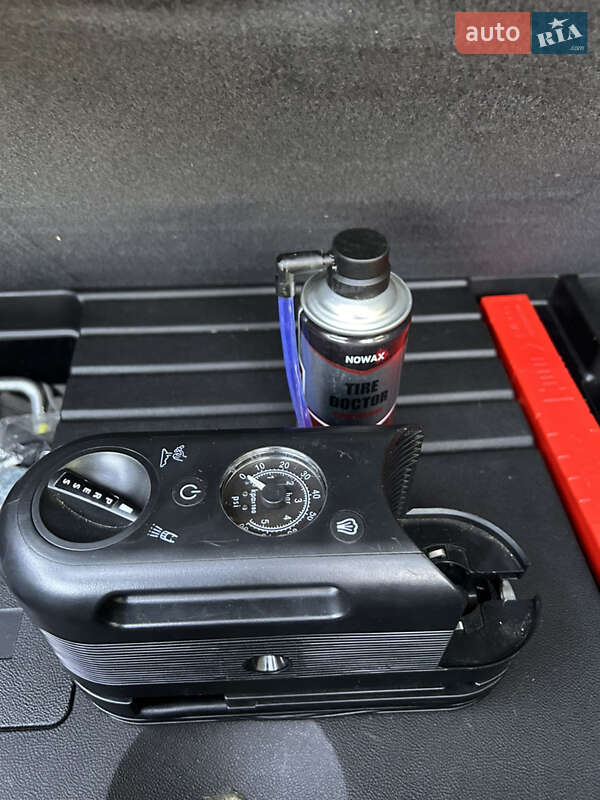 Хэтчбек Chevrolet Volt 2012 в Ильинцах