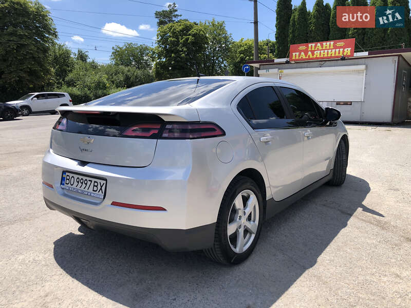 Хэтчбек Chevrolet Volt 2014 в Тернополе