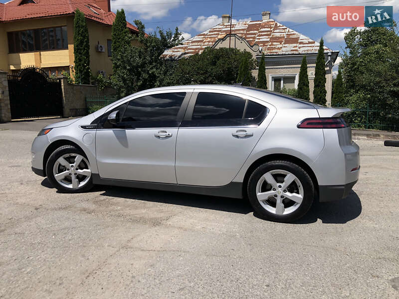 Хэтчбек Chevrolet Volt 2014 в Тернополе