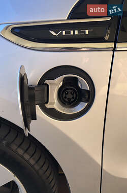 Хэтчбек Chevrolet Volt 2014 в Тернополе