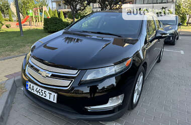 Хэтчбек Chevrolet Volt 2014 в Киеве