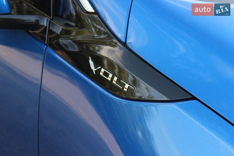 Хетчбек Chevrolet Volt 2018 в Дніпрі