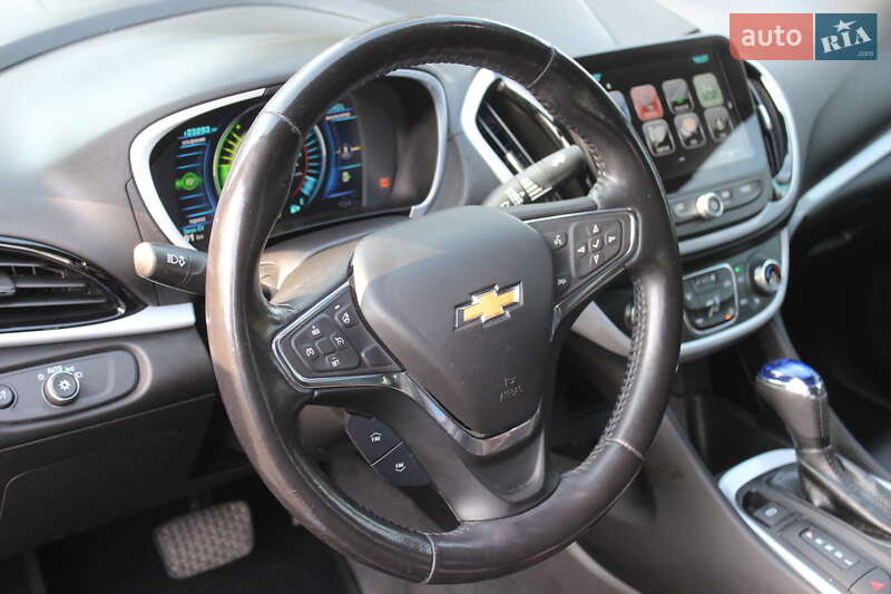 Хетчбек Chevrolet Volt 2018 в Дніпрі