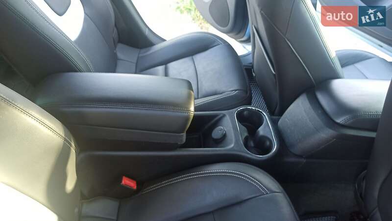 Хэтчбек Chevrolet Volt 2012 в Одессе