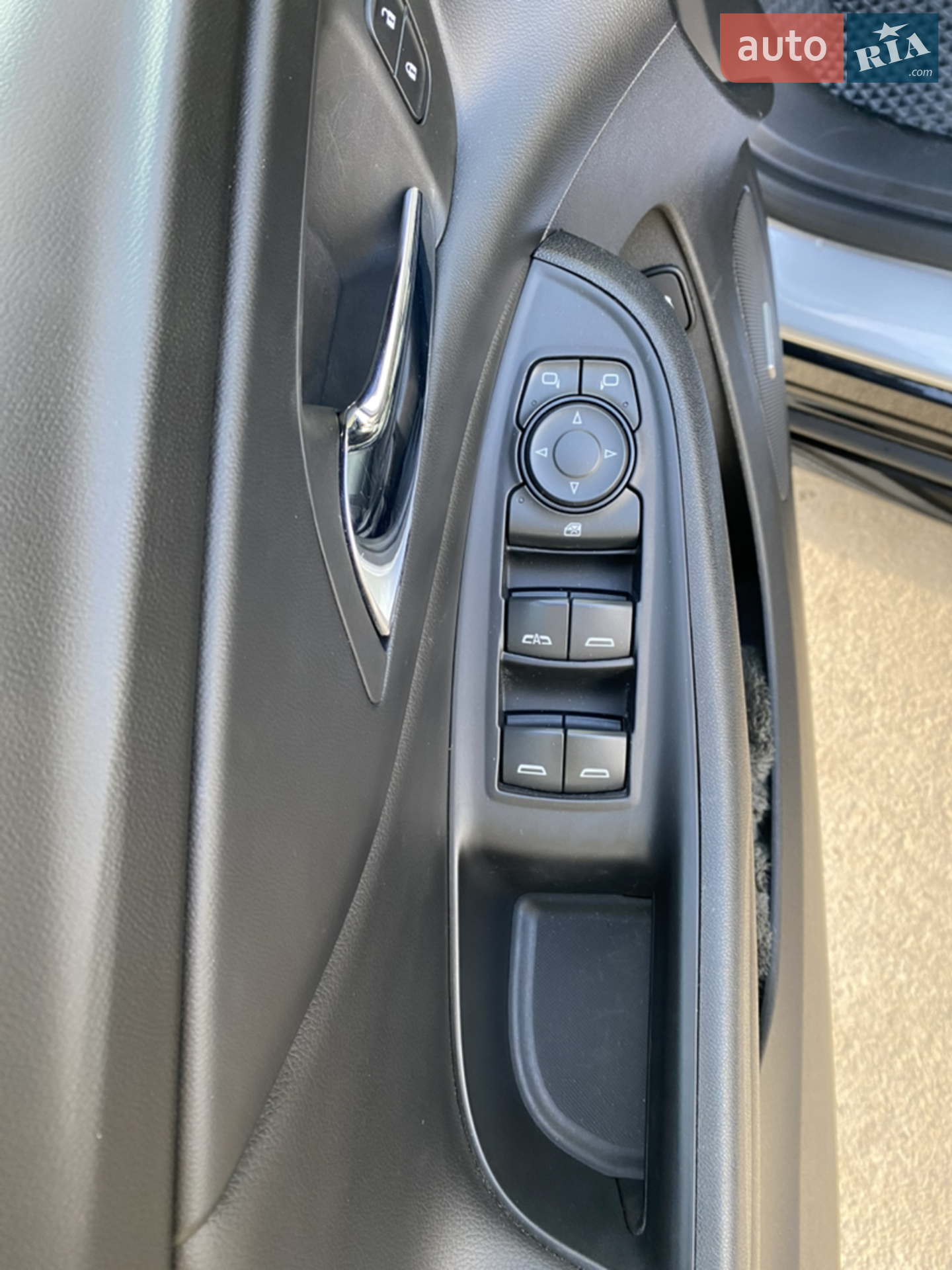 2017 Chevrolet Volt - мініатюра 9