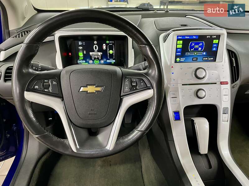 Хэтчбек Chevrolet Volt 2013 в Сумах