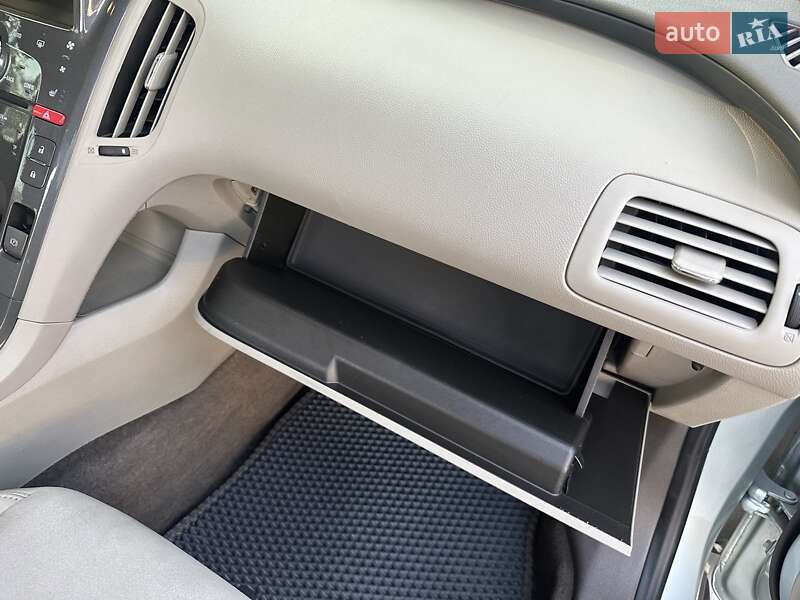 Хэтчбек Chevrolet Volt 2013 в Сумах