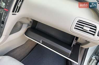Хэтчбек Chevrolet Volt 2013 в 