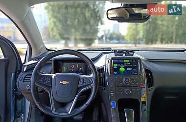 Хэтчбек Chevrolet Volt 2013 в 