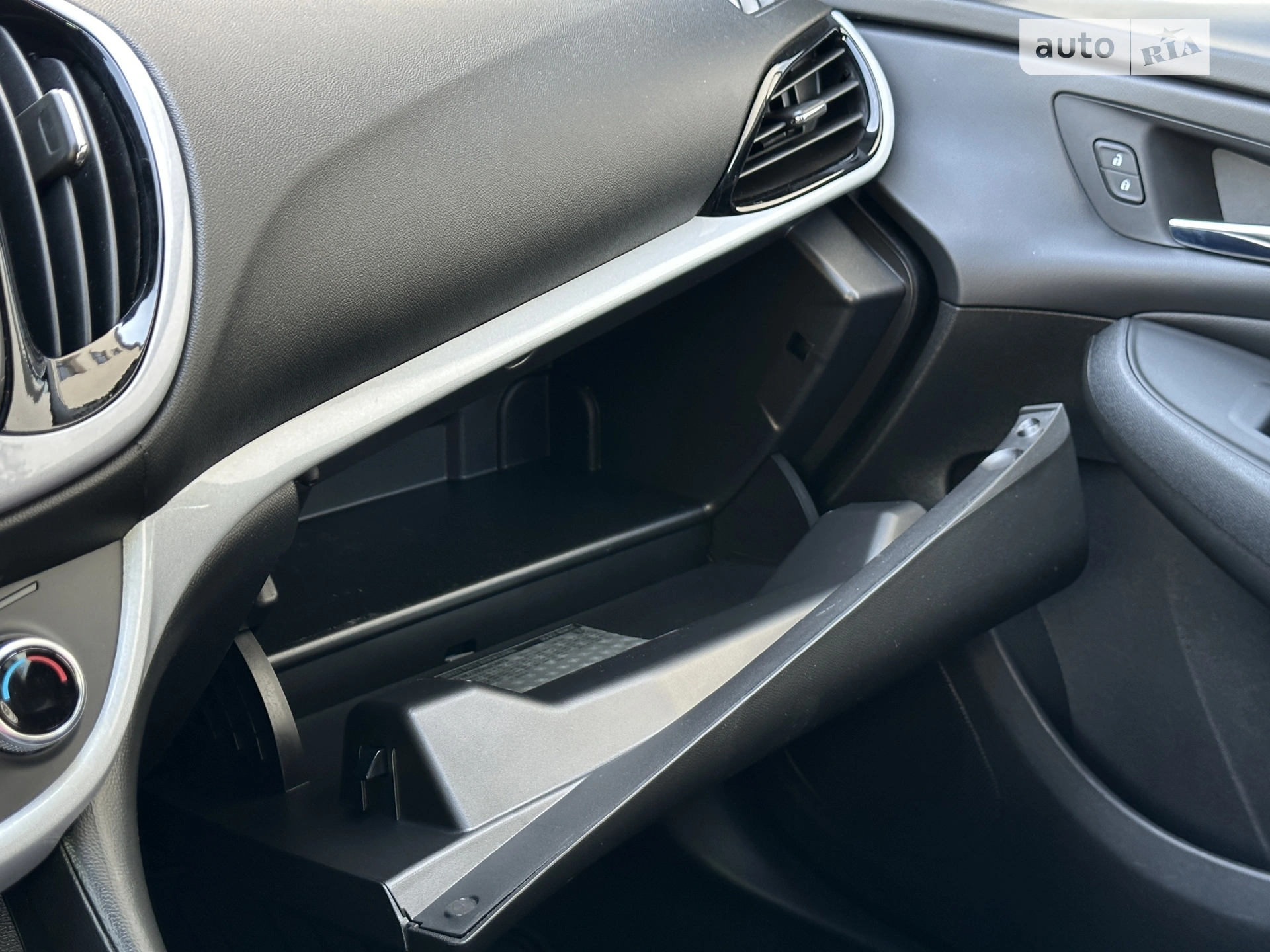 2017 Chevrolet Volt - мініатюра 10