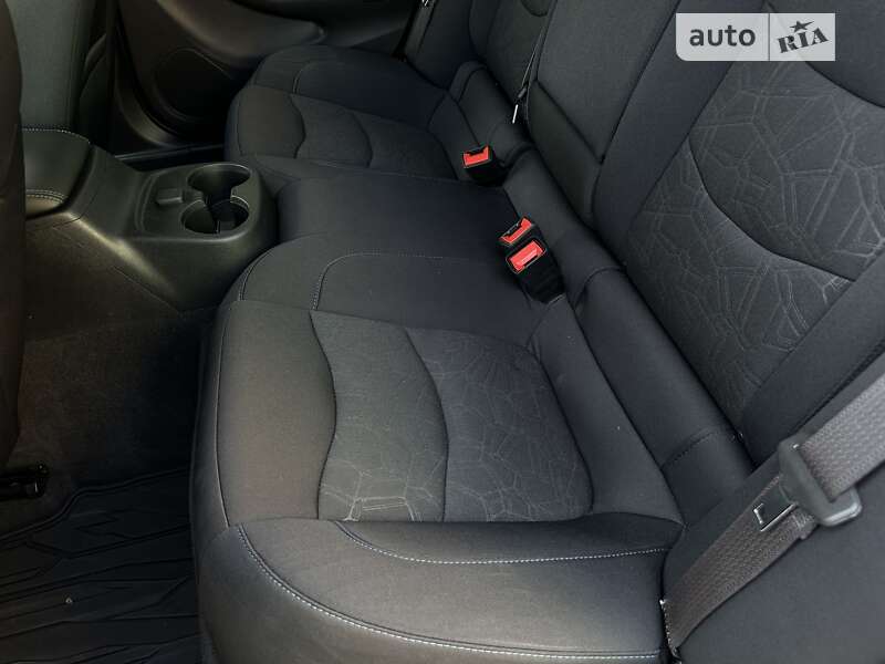 Хэтчбек Chevrolet Volt 2017 в Киеве фото 25 Хэтчбек Chevrolet Volt 2017 в Киеве