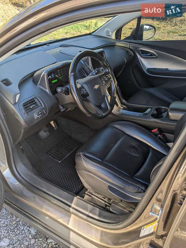 Хэтчбек Chevrolet Volt 2014 в Белой Церкви