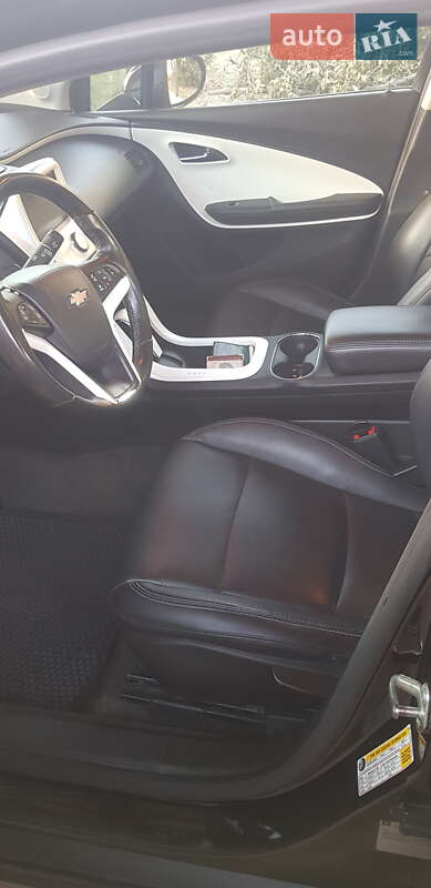 Хэтчбек Chevrolet Volt 2014 в Львове
