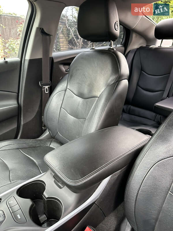 Хэтчбек Chevrolet Volt 2016 в Одессе фото 22 Хэтчбек Chevrolet Volt 2016 в Одессе