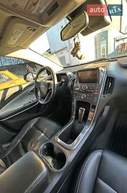 Хэтчбек Chevrolet Volt 2015 в 