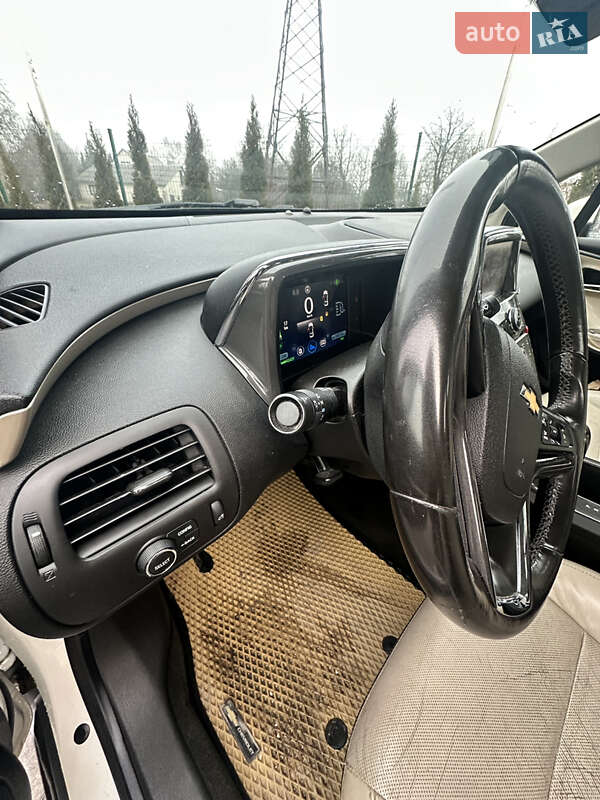 Хетчбек Chevrolet Volt 2012 в Кременці