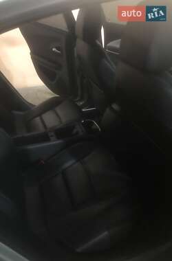 Хэтчбек Chevrolet Volt 2013 в 