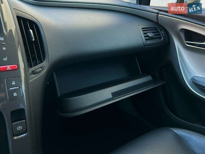 Хетчбек Chevrolet Volt 2013 в Стрию