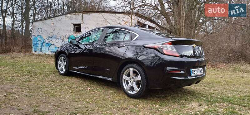 Хэтчбек Chevrolet Volt 2016 в Виннице