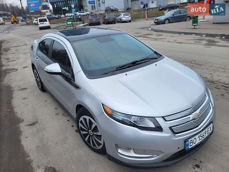 Хэтчбек Chevrolet Volt 2011 в Тернополе