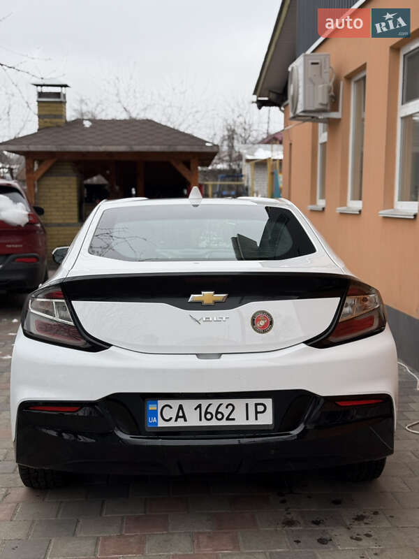 Хетчбек Chevrolet Volt 2016 в Черкасах