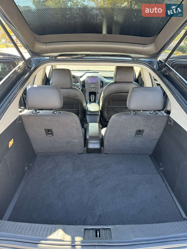 Хэтчбек Chevrolet Volt 2013 в Долине