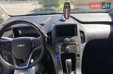 Хэтчбек Chevrolet Volt 2013 в 