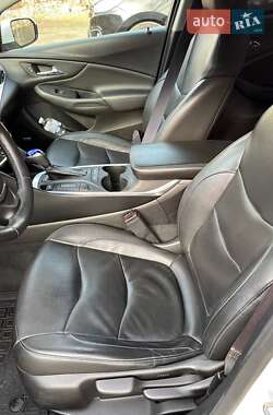 Хэтчбек Chevrolet Volt 2017 в 
