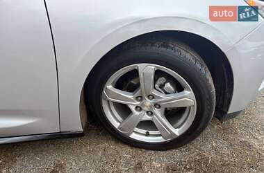 Хэтчбек Chevrolet Volt 2018 в 