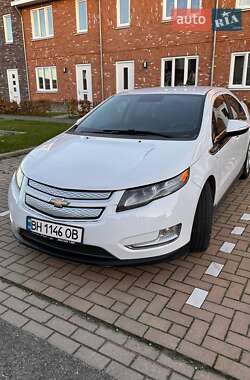 Хэтчбек Chevrolet Volt 2014 в 