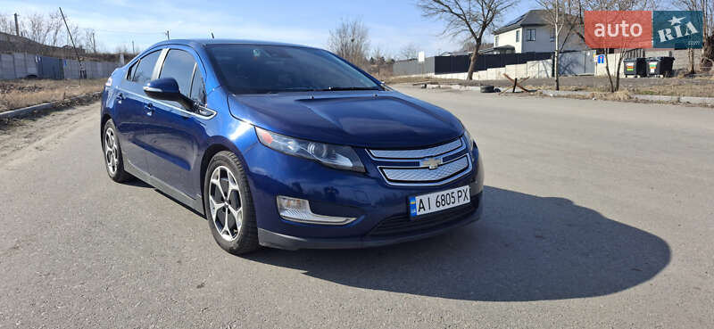 Хэтчбек Chevrolet Volt 2013 в 