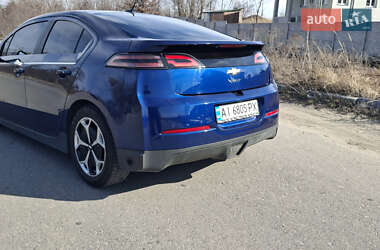 Хэтчбек Chevrolet Volt 2013 в 