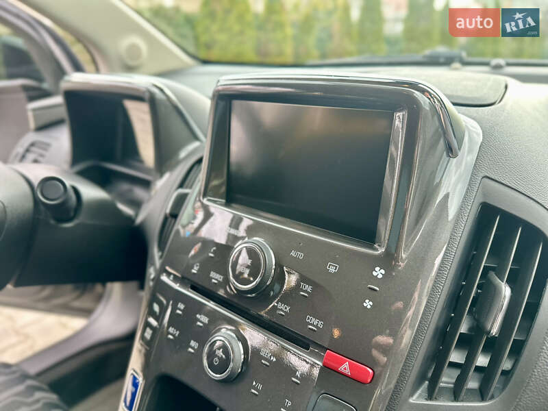 Хэтчбек Chevrolet Volt 2015 в Одессе
