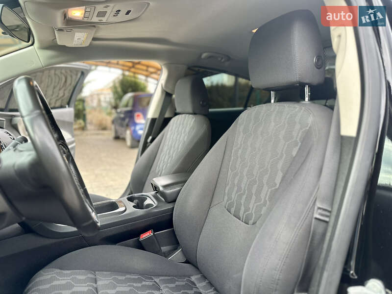 Хэтчбек Chevrolet Volt 2015 в Одессе