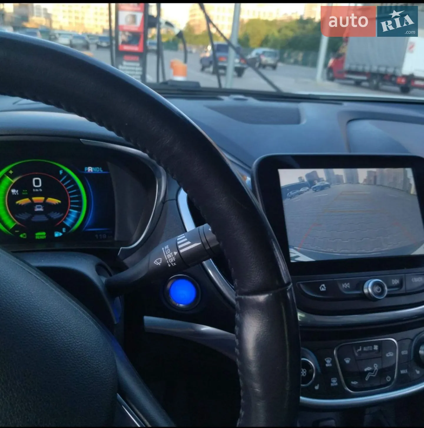 2018 Chevrolet Volt - мініатюра 2