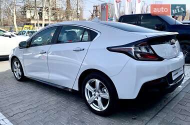 Хетчбек Chevrolet Volt 2016 в 