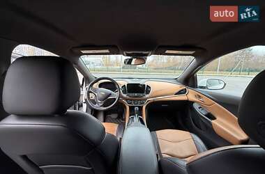 Хэтчбек Chevrolet Volt 2016 в 