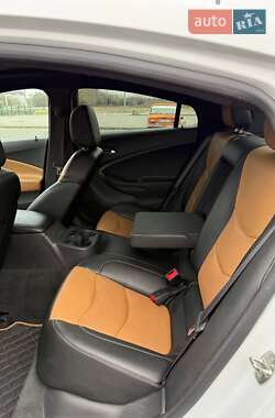 Хэтчбек Chevrolet Volt 2016 в 