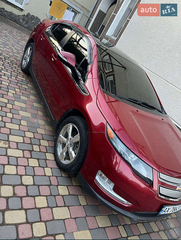Хэтчбек Chevrolet Volt 2011 в Хмельницком