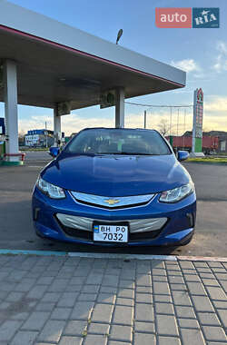 Хэтчбек Chevrolet Volt 2015 в 
