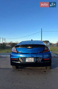 Хэтчбек Chevrolet Volt 2015 в 